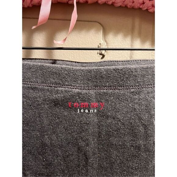 Tommy Jeans Grey Sleeveless Crop Top Woman’s Size XL - Picture 8 of 9